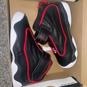 Jordan Kids Black and Red Sneakers